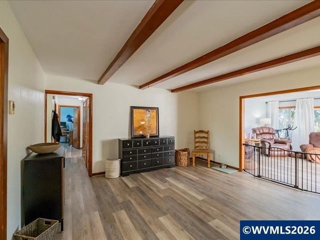 1051 24th Av SE, Albany, OR 97322