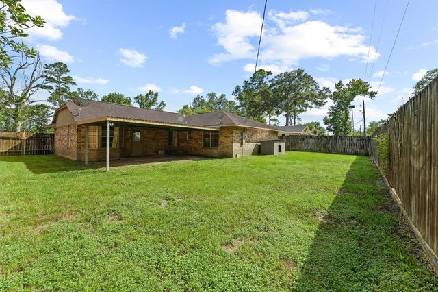 308 Cherry Creek Road, Dayton, TX 77535