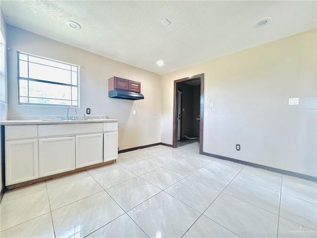 424 Hawk Street, Sullivan City, TX 78595