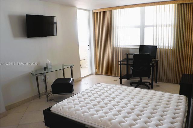 1833 S Ocean Dr 1807, Hallandale Beach, FL 33009