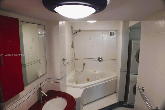 1833 S Ocean Dr 1807, Hallandale Beach, FL 33009