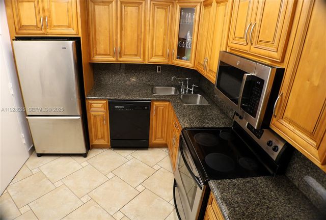 1833 S Ocean Dr 1807, Hallandale Beach, FL 33009