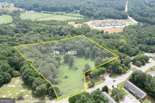 1562 Central Avenue, Demorest, GA 30535