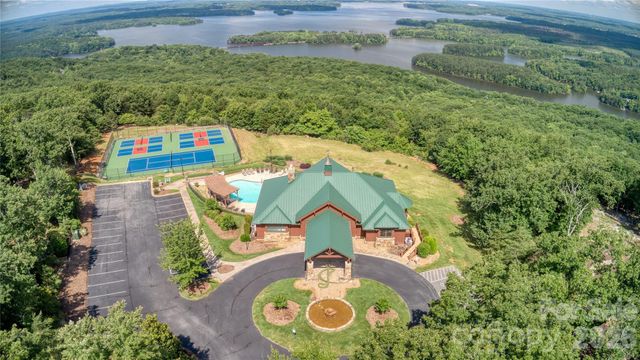 1996 Sierra Trace Road, Denton, NC 27239