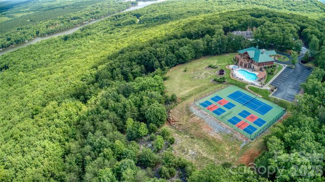 1996 Sierra Trace Road, Denton, NC 27239