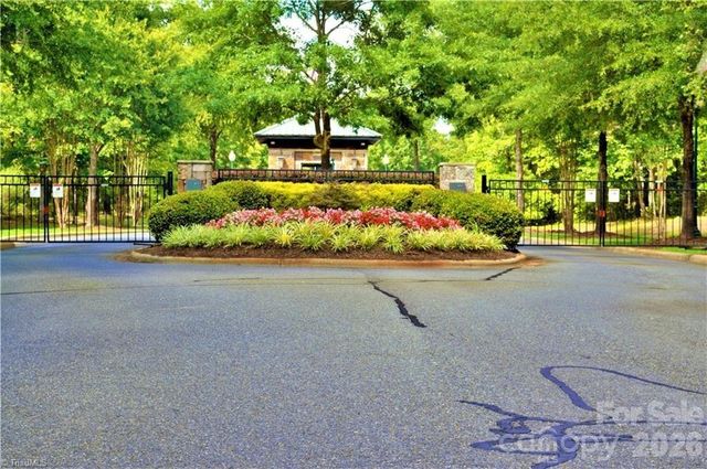 1996 Sierra Trace Road, Denton, NC 27239