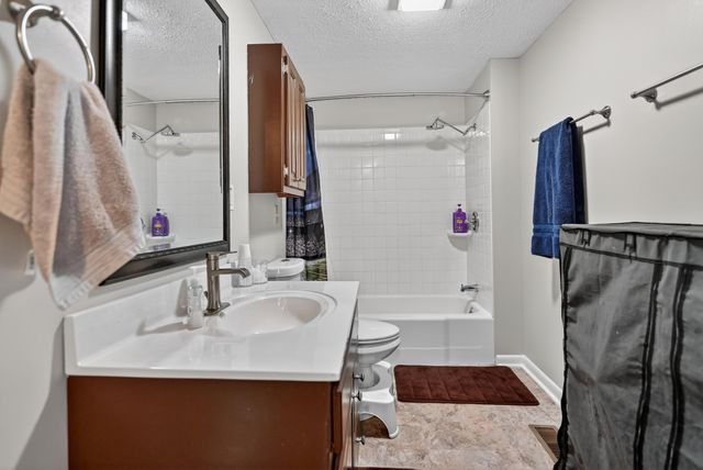 105 Inglewood DR, Tullahoma, TN 37388