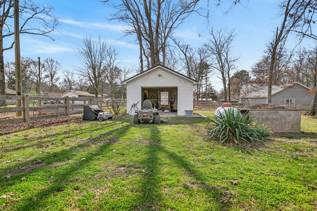 105 Inglewood DR, Tullahoma, TN 37388