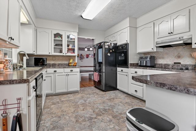 105 Inglewood DR, Tullahoma, TN 37388