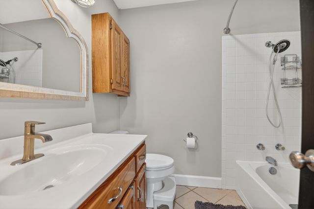 105 Inglewood DR, Tullahoma, TN 37388