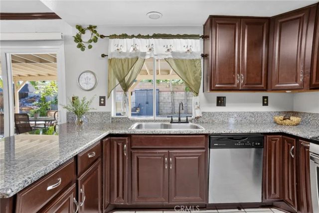 37234 Little Sycamore Street, Palmdale, CA 93552
