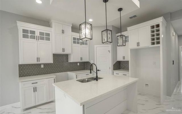 1321 W Dawes Avenue, Alton, TX 78573