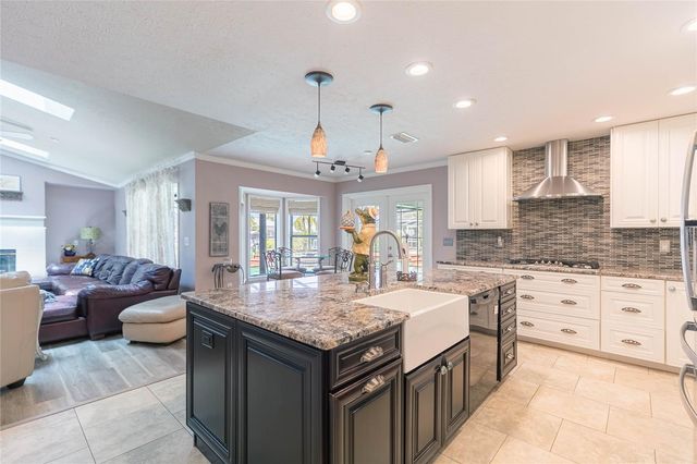 6602 SEABIRD WAY, Apollo Beach, FL 33572