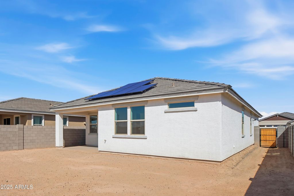 Image 14 of property listing at 24145 W Carver Drive, Buckeye, AZ 85326