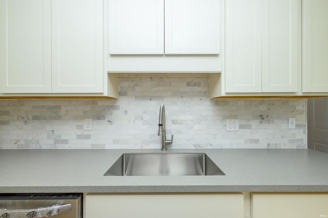 2117 S Beacon Street, Muncie, IN 47302