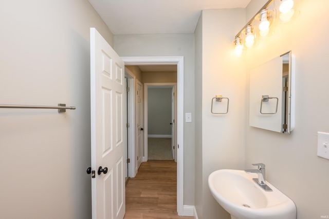2117 S Beacon Street, Muncie, IN 47302