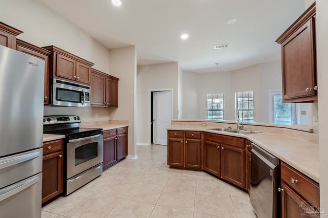 11436 Aruba Dr, Pensacola, FL 32506