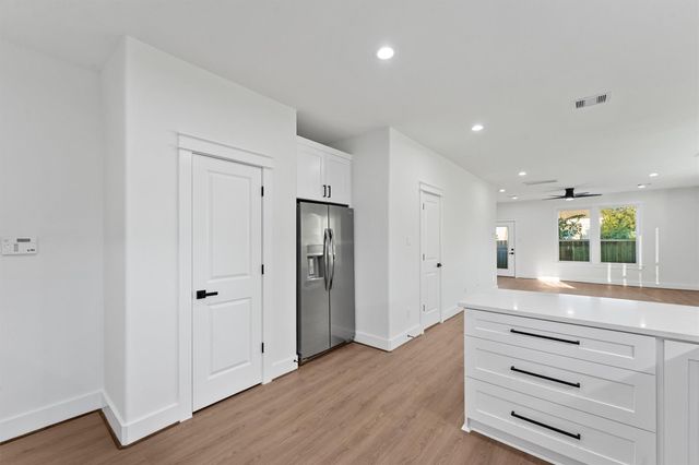 4208 Castor Street B, Houston, TX 77022