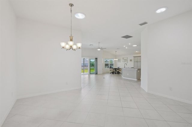 3279 DZURO DRIVE, Oxford, FL 34484