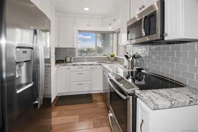 1052 Isabella Avenue E, San Diego, CA 92118