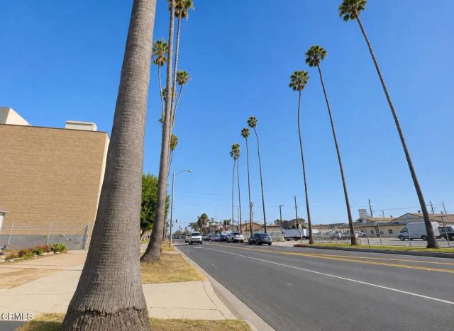 1026 S C Street, Oxnard, CA 93030