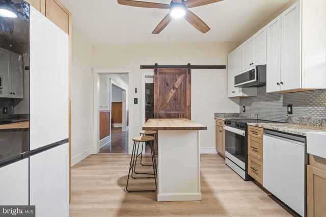 40 MABLE LN, Berkeley Springs, WV 25411