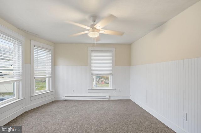 40 MABLE LN, Berkeley Springs, WV 25411