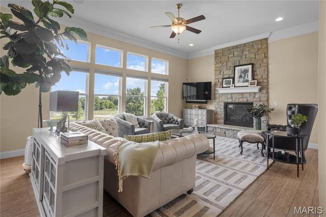 101 Countryshire Drive, Lake St Louis, MO 63367