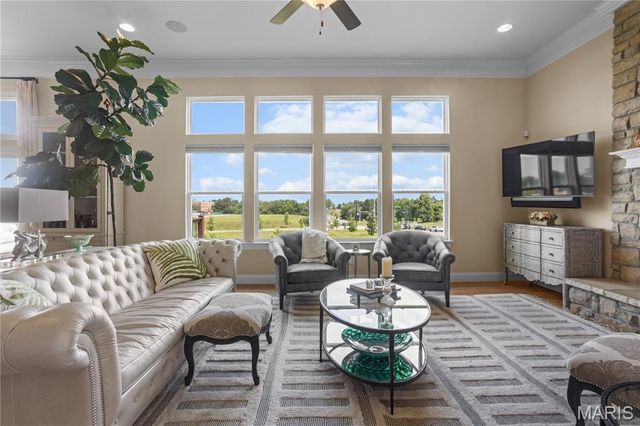101 Countryshire Drive, Lake St Louis, MO 63367