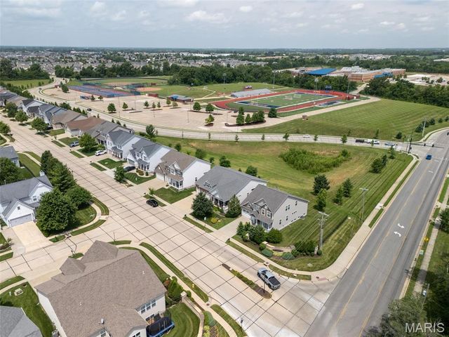 101 Countryshire Drive, Lake St Louis, MO 63367