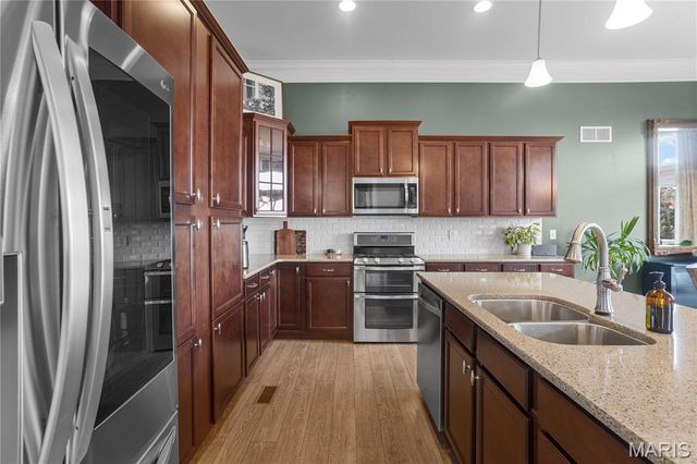 101 Countryshire Drive, Lake St Louis, MO 63367