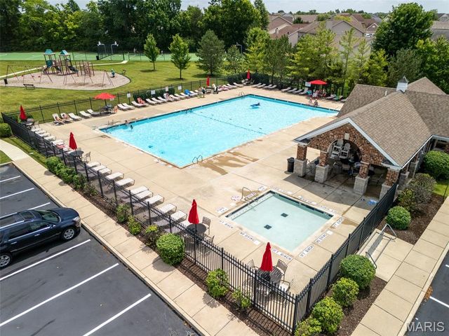 101 Countryshire Drive, Lake St Louis, MO 63367