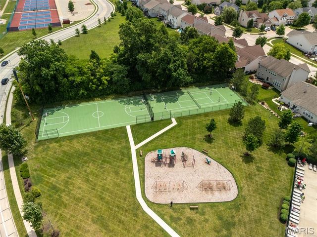 101 Countryshire Drive, Lake St Louis, MO 63367