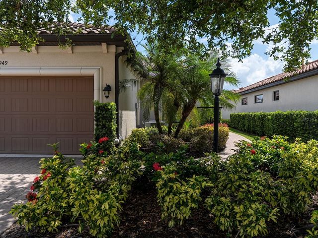 4949 SAVONA RUN, Bradenton, FL 34211