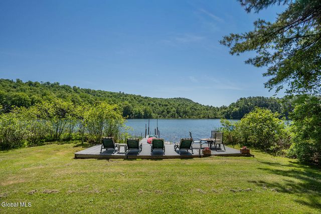 568 Scotts Lake Road, Salem, NY 12865