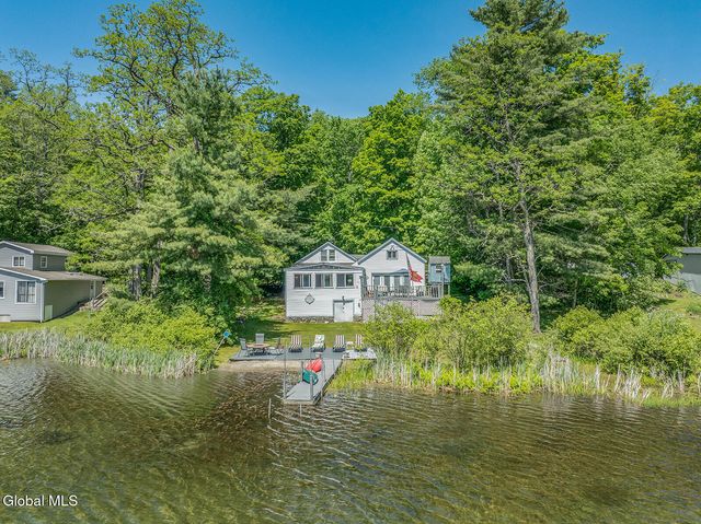 568 Scotts Lake Road, Salem, NY 12865
