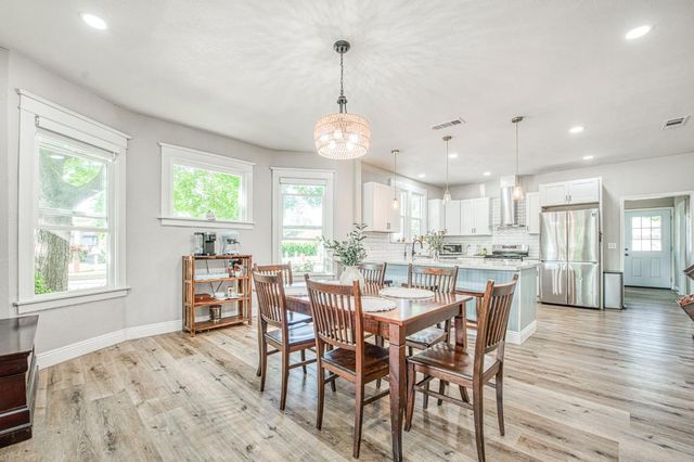 1601 19th Avenue, Kingsburg, CA 93631