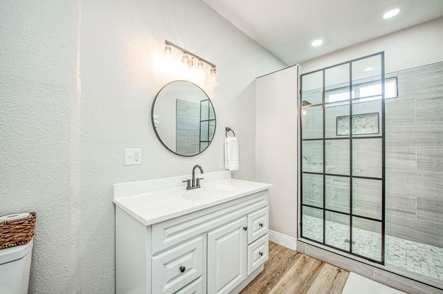 1601 19th Avenue, Kingsburg, CA 93631