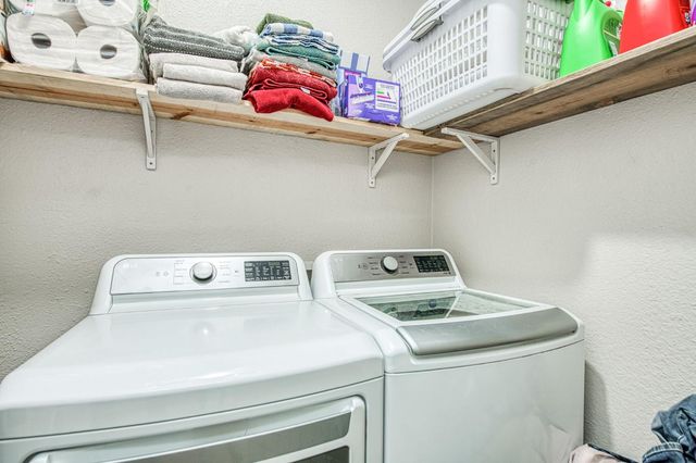 1601 19th Avenue, Kingsburg, CA 93631