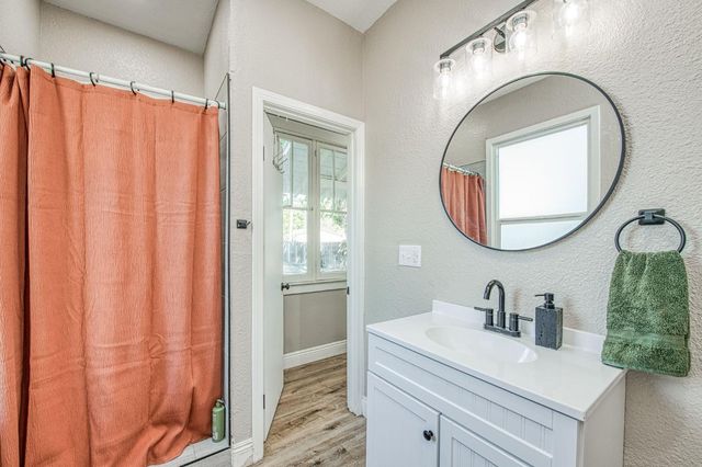 1601 19th Avenue, Kingsburg, CA 93631