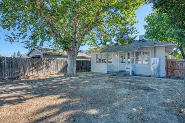 1601 19th Avenue, Kingsburg, CA 93631