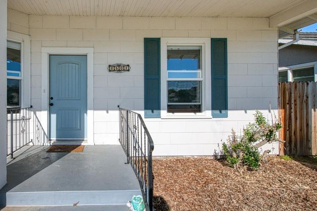 1601 19th Avenue, Kingsburg, CA 93631