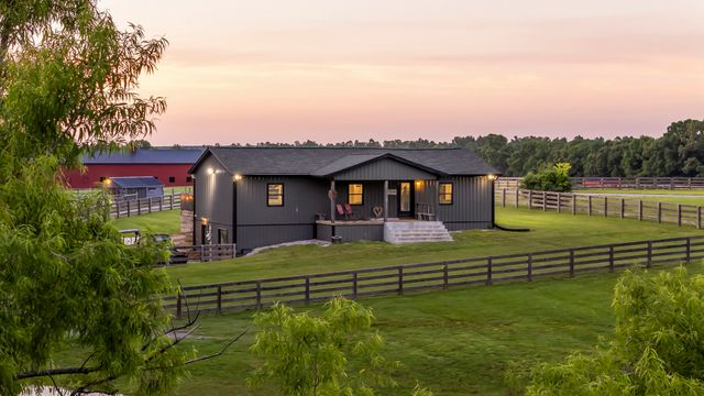 2981 Summertown Hwy, Summertown, TN 38483