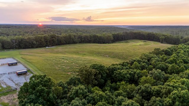 2981 Summertown Hwy, Summertown, TN 38483