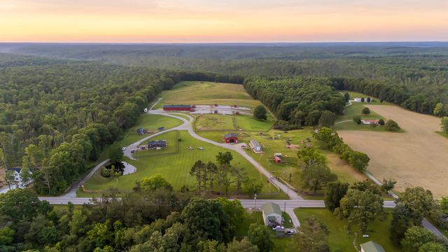 2981 Summertown Hwy, Summertown, TN 38483
