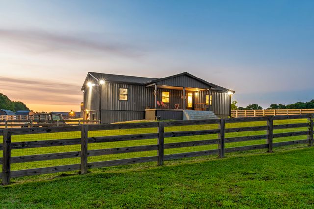 2981 Summertown Hwy, Summertown, TN 38483