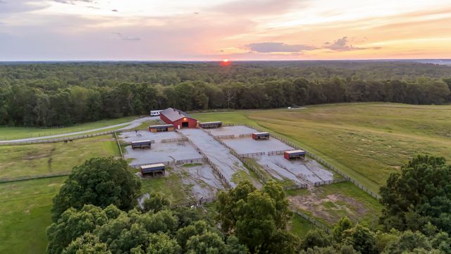 2981 Summertown Hwy, Summertown, TN 38483
