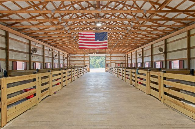 2981 Summertown Hwy, Summertown, TN 38483