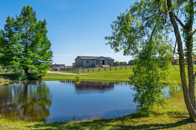 2981 Summertown Hwy, Summertown, TN 38483
