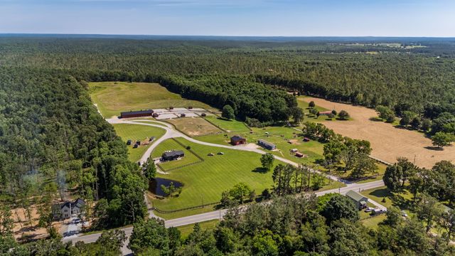 2981 Summertown Hwy, Summertown, TN 38483